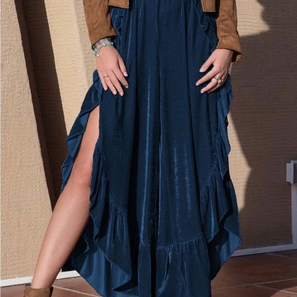 Elegant Navy Wide-Leg Pants - Picture 3 of 9